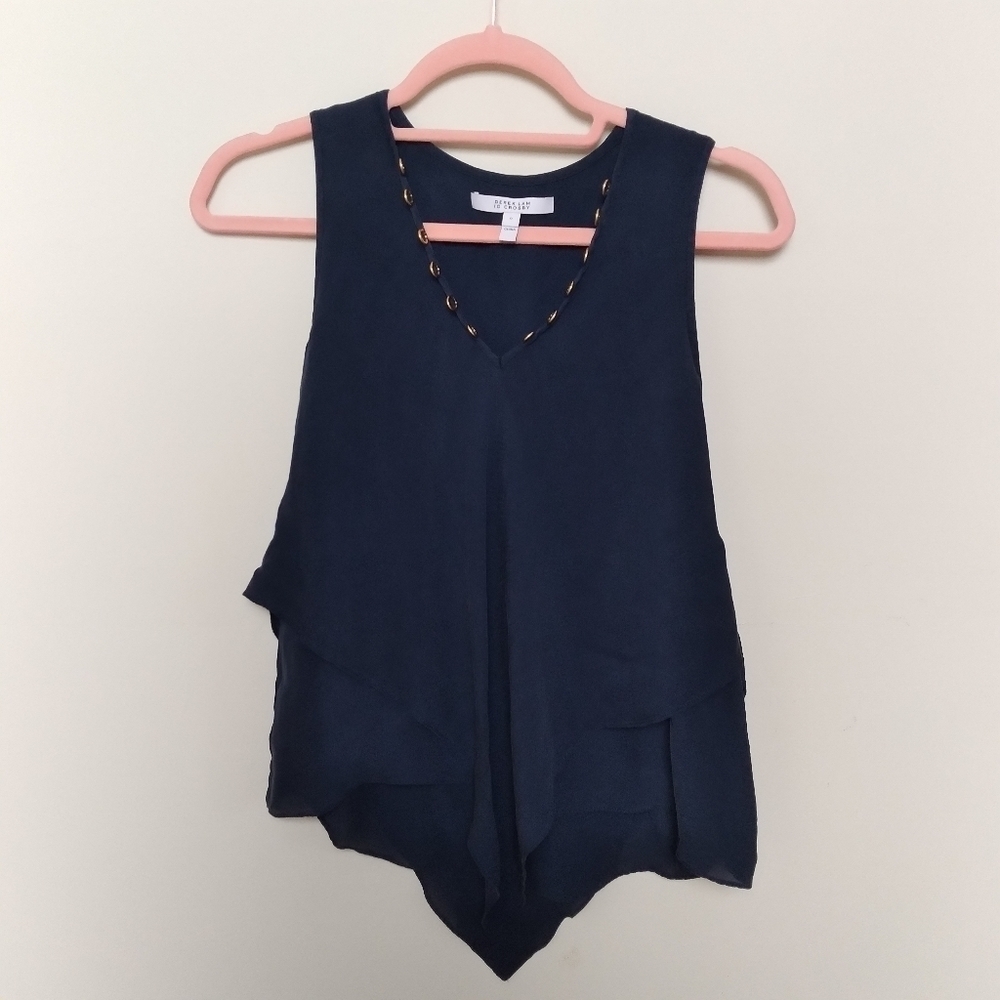 10 Crosby Derek Lam 100% Silk Tiered V Neck Sleeveless Blouse Size 0